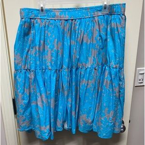 Old Navy full skirt.sz Large